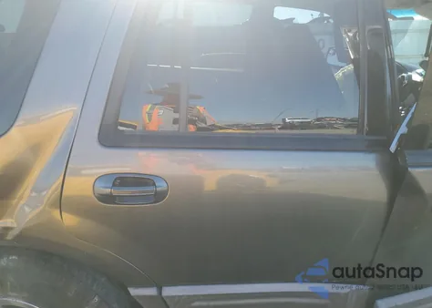 2005 Ford Expedition Xlt z USA, uszkodzony, nr VIN 1FMPU16505LB06543